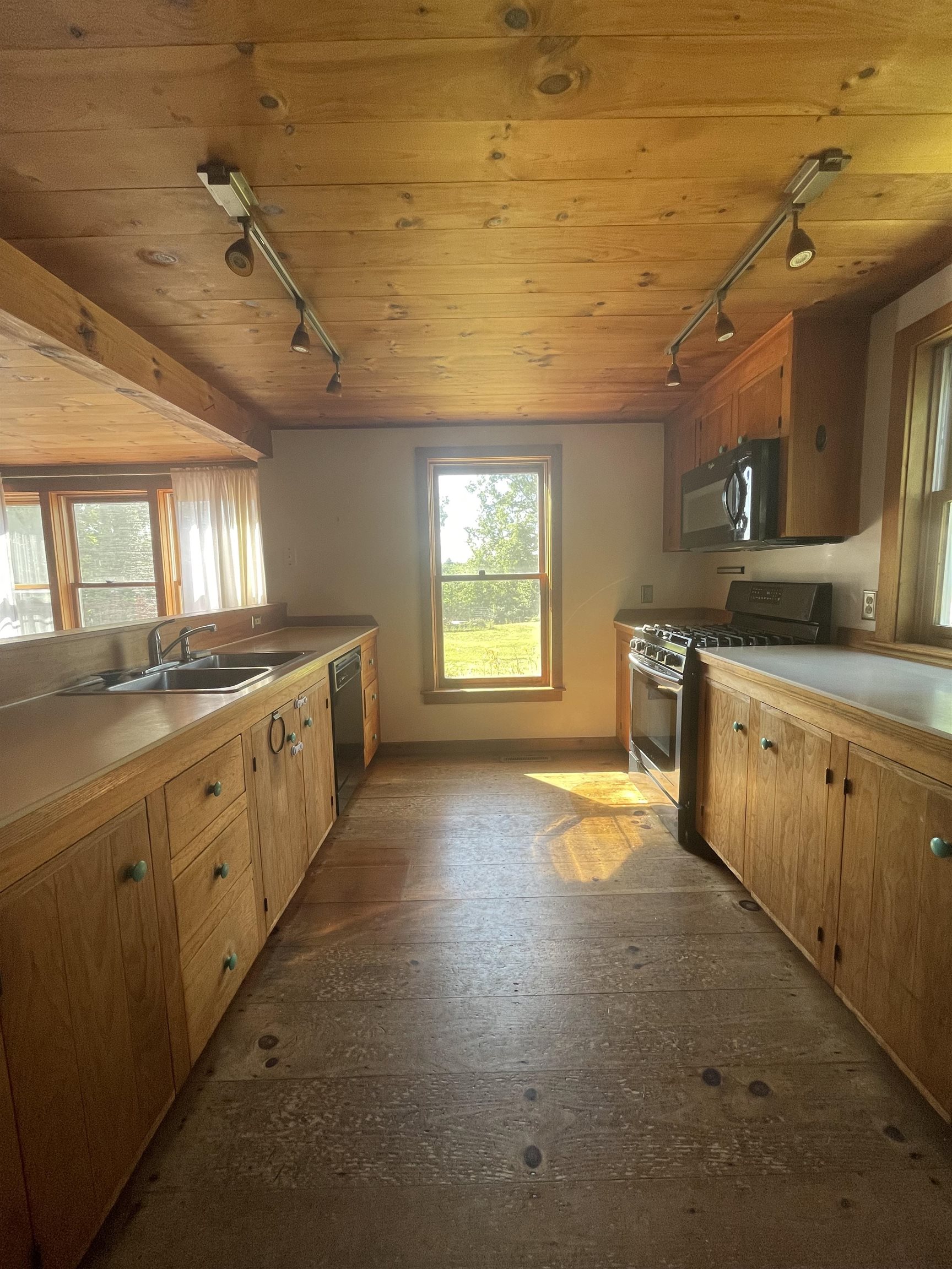 22 Riverside Farm Drive Lee, NH 03861 - Photo 3 of 7