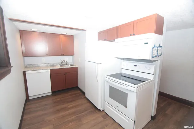a bathroom with a sink and a vanity