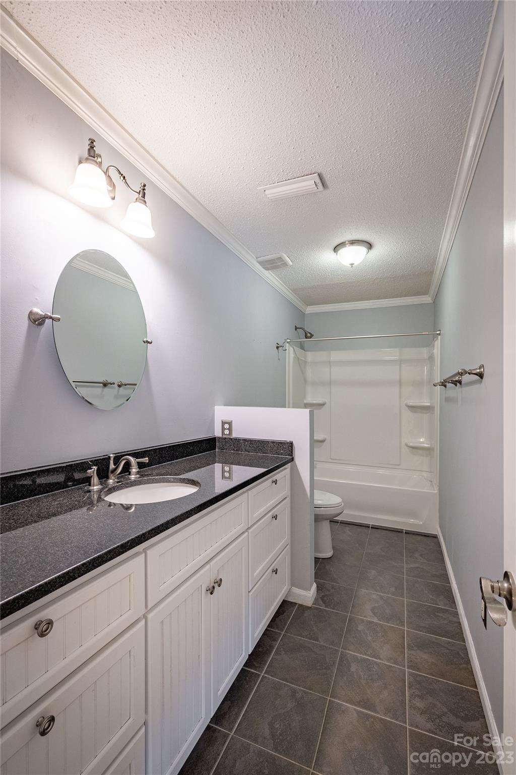 6045 Powder Point Drive Hickory, NC 28601 - Photo 14 of 41 Gallery Image 14