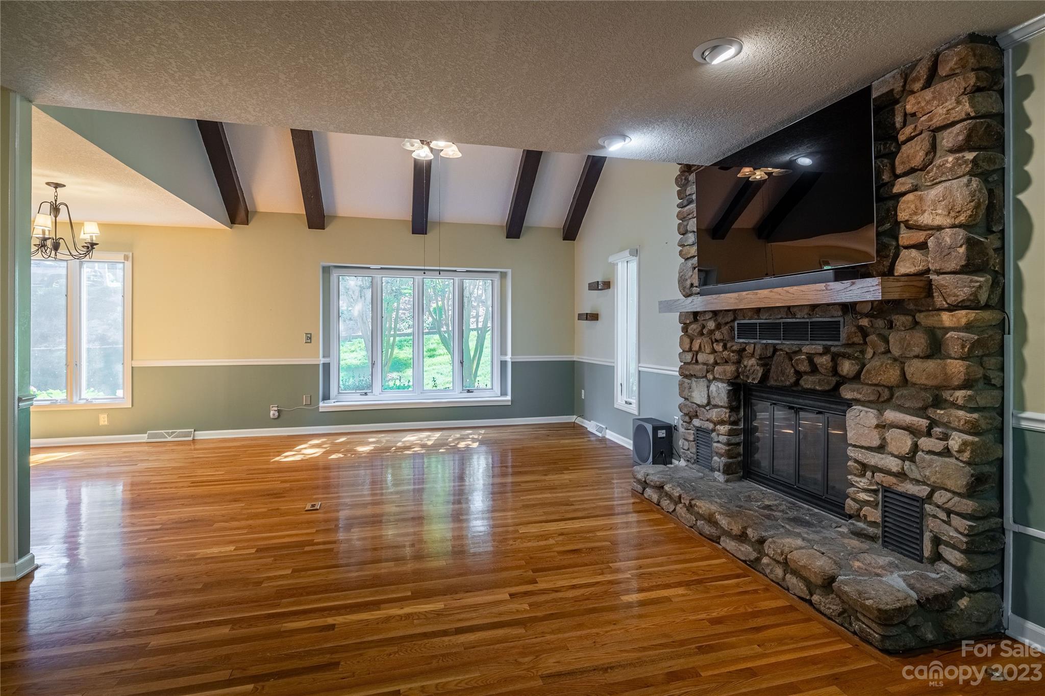 6045 Powder Point Drive Hickory, NC 28601 - Photo 5 of 41 Gallery Image 5