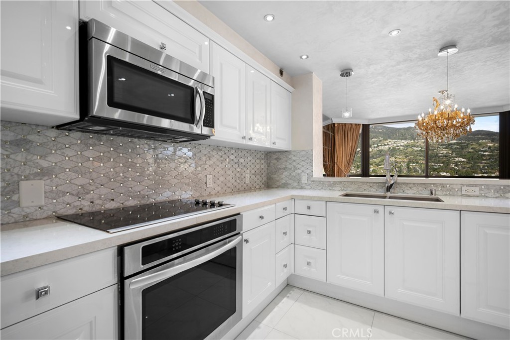 222 Monterey Road, Unit 904 Glendale, CA 91206 - Photo 12 of 35