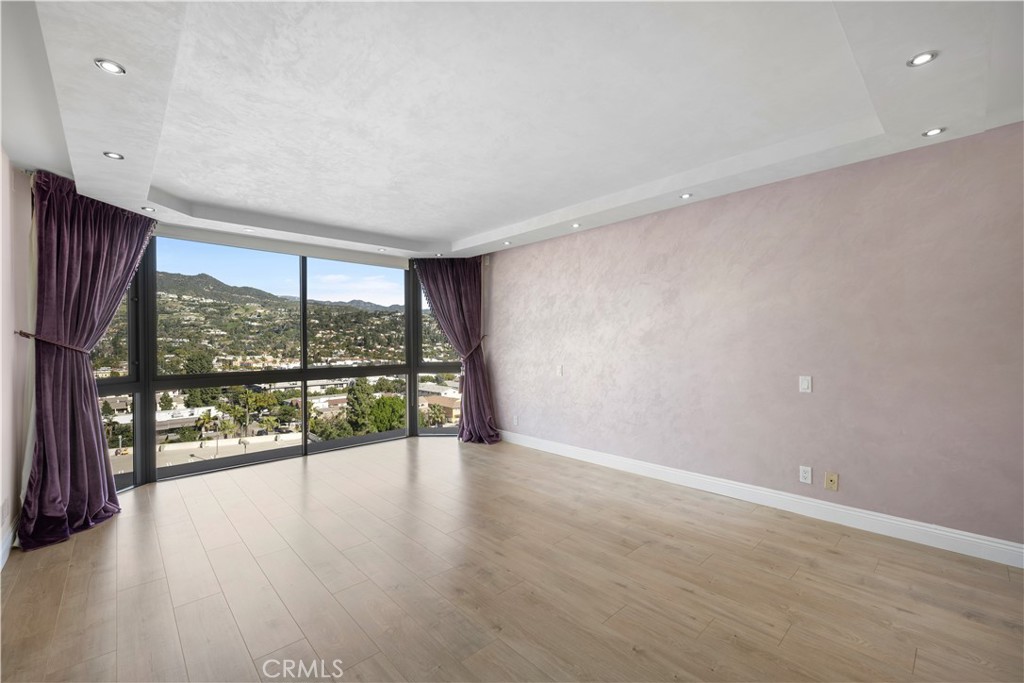 222 Monterey Road, Unit 904 Glendale, CA 91206 - Photo 13 of 35