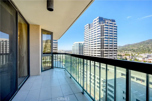 $5,200 | 222 Monterey Road, Unit 904, Glendale, CA 91206