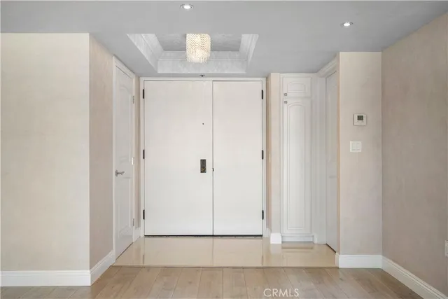 a view of entryway with white walls