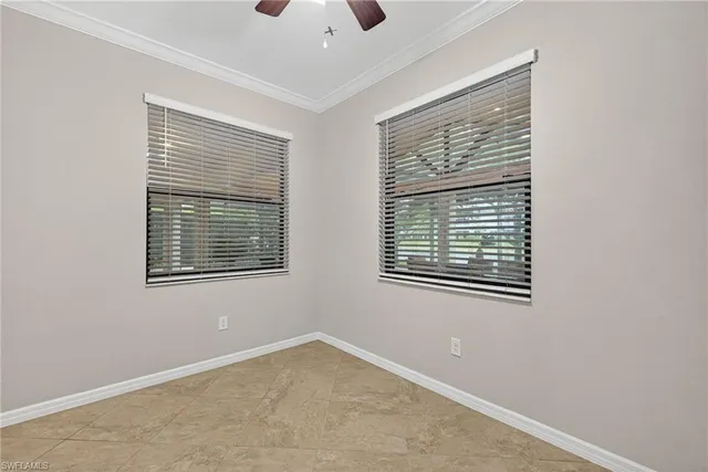 $975,000 | 9442 Greenleigh Court, Naples, FL 34120