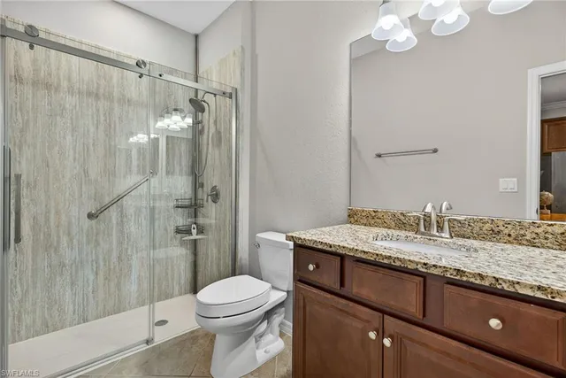 $975,000 | 9442 Greenleigh Court, Naples, FL 34120