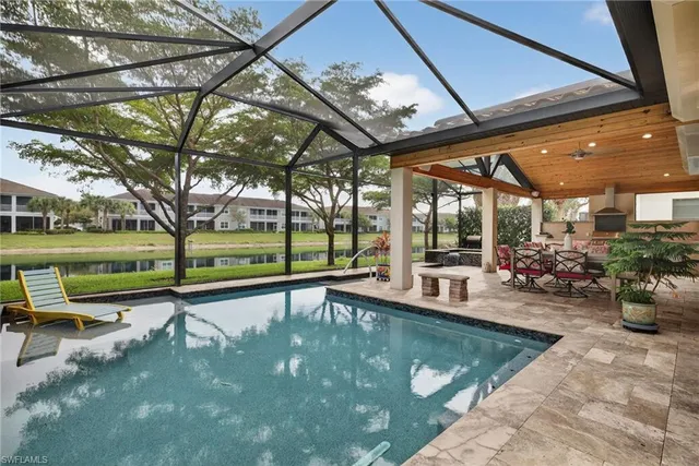 $975,000 | 9442 Greenleigh Court, Naples, FL 34120