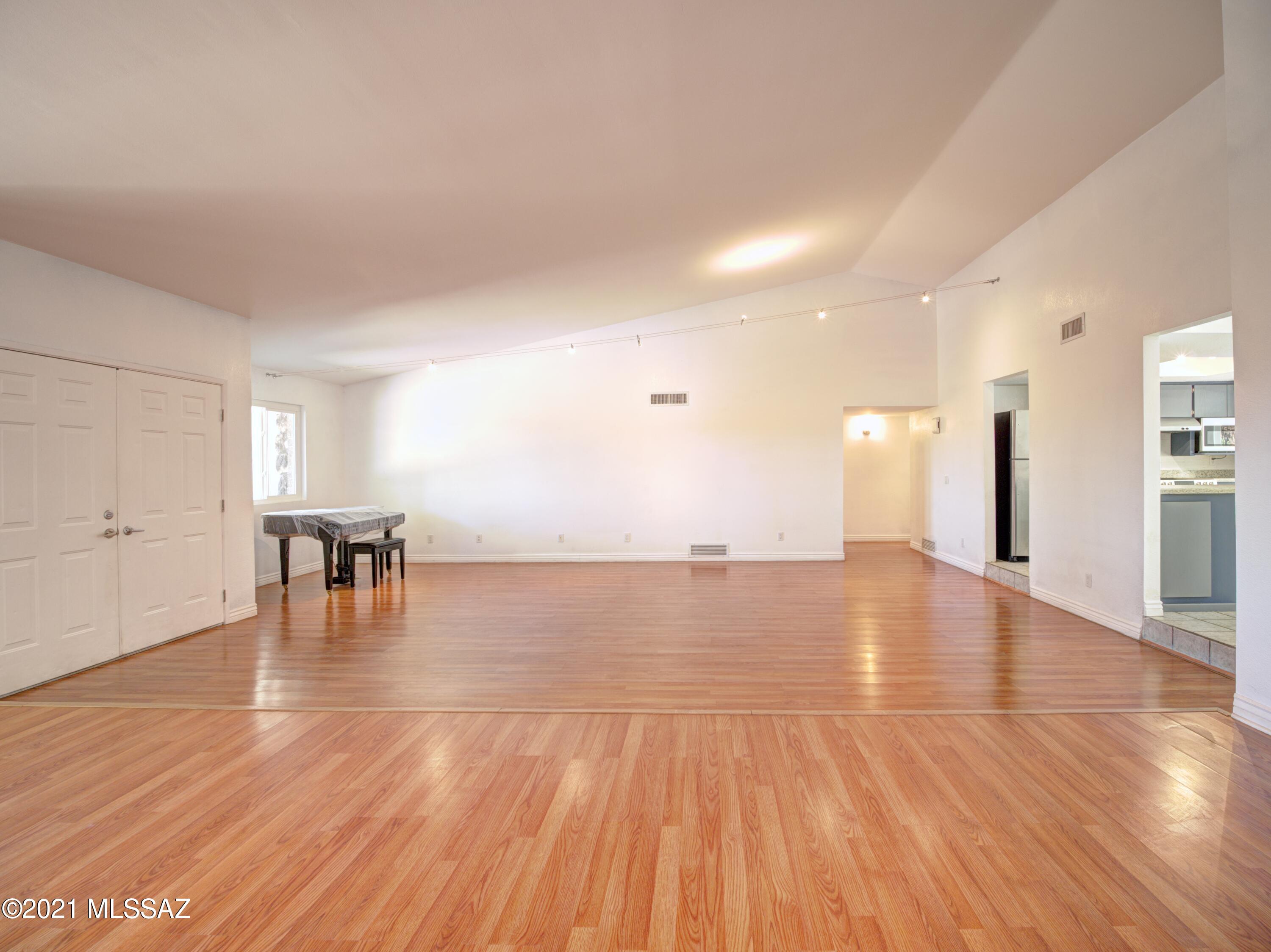 922 Cerrado Sanchez Rio Rico, AZ 85648 - Photo 14 of 39