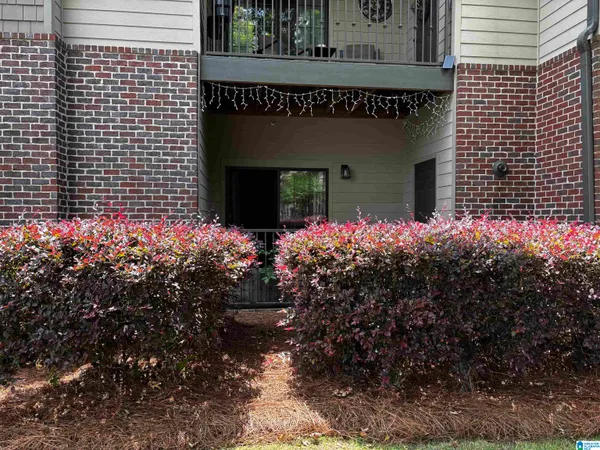 $245,000 | 312 Riverhaven Place, Unit 312, Birmingham, AL 35216