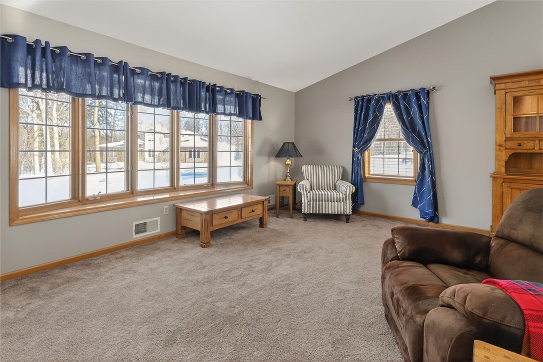 6 Shelter Cove Riga, NY 14428 - Photo 11 of 50