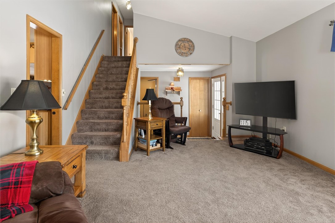 6 Shelter Cove Riga, NY 14428 - Photo 14 of 50