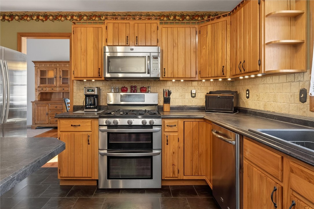 6 Shelter Cove Riga, NY 14428 - Photo 20 of 50