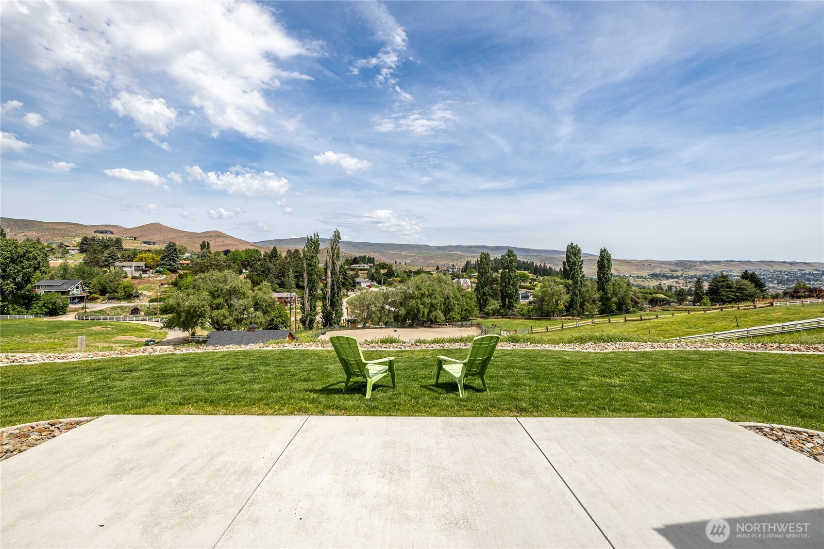3510 Burchvale Road Wenatchee, WA 98801 - Photo 37 of 40