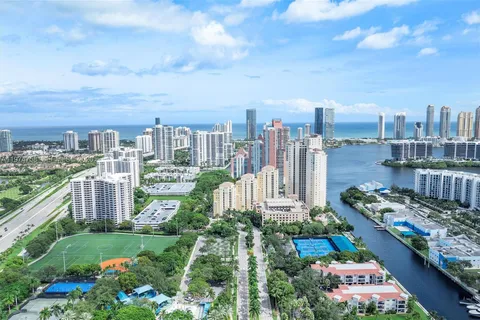 $1,400,000 | 3340 Northeast 190th Street, Unit 1808, Aventura, FL 33180