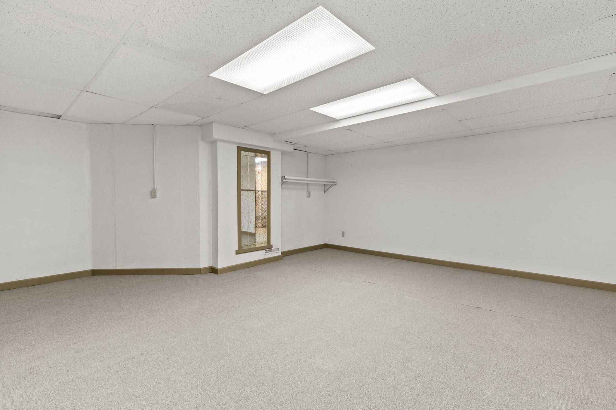 17 Pamela Court Appleton, WI 54915 - Photo 45 of 69