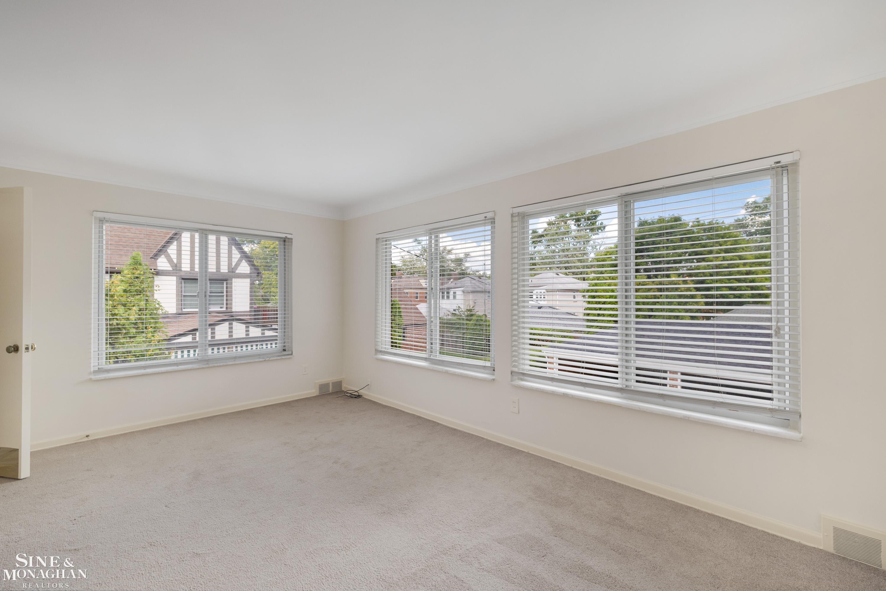 716 Trombley Road Grosse Pointe, MI 48230 - Photo 15 of 97