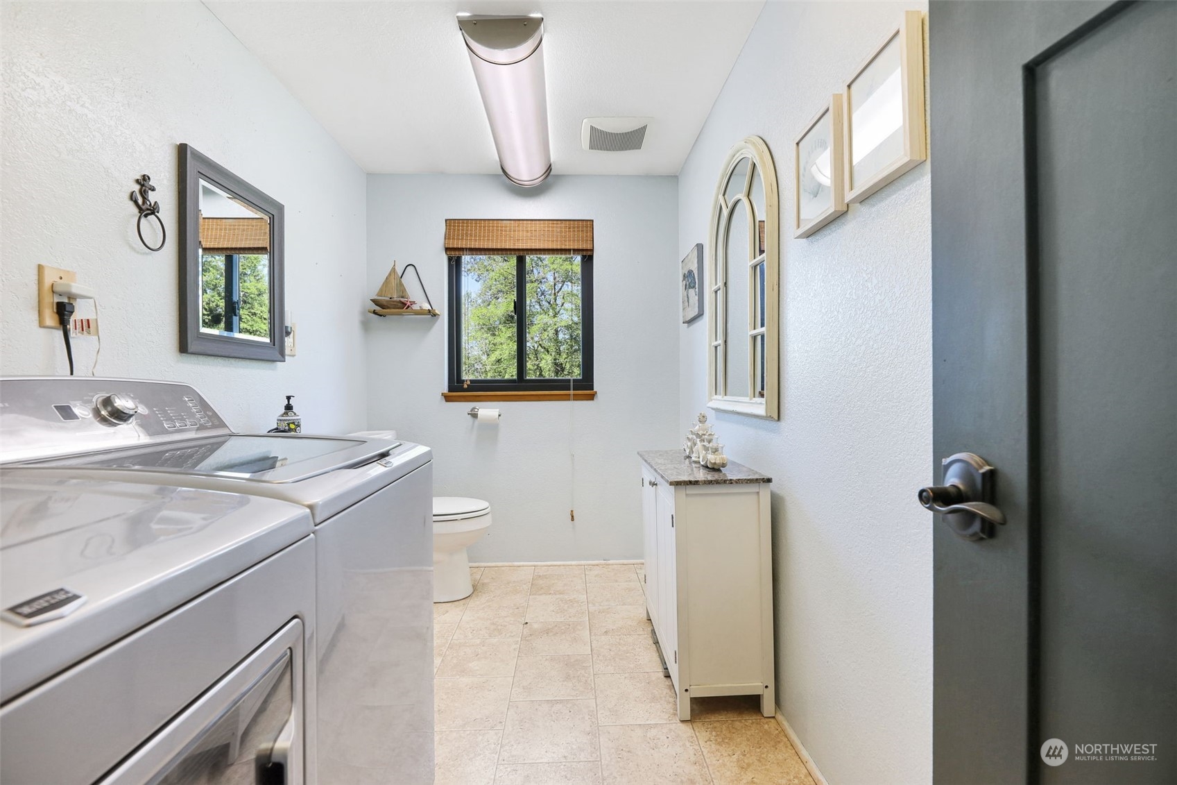 9707 North Cedarvale Loop Road Arlington, WA 98223 - Photo 13 of 40 Gallery Image 13