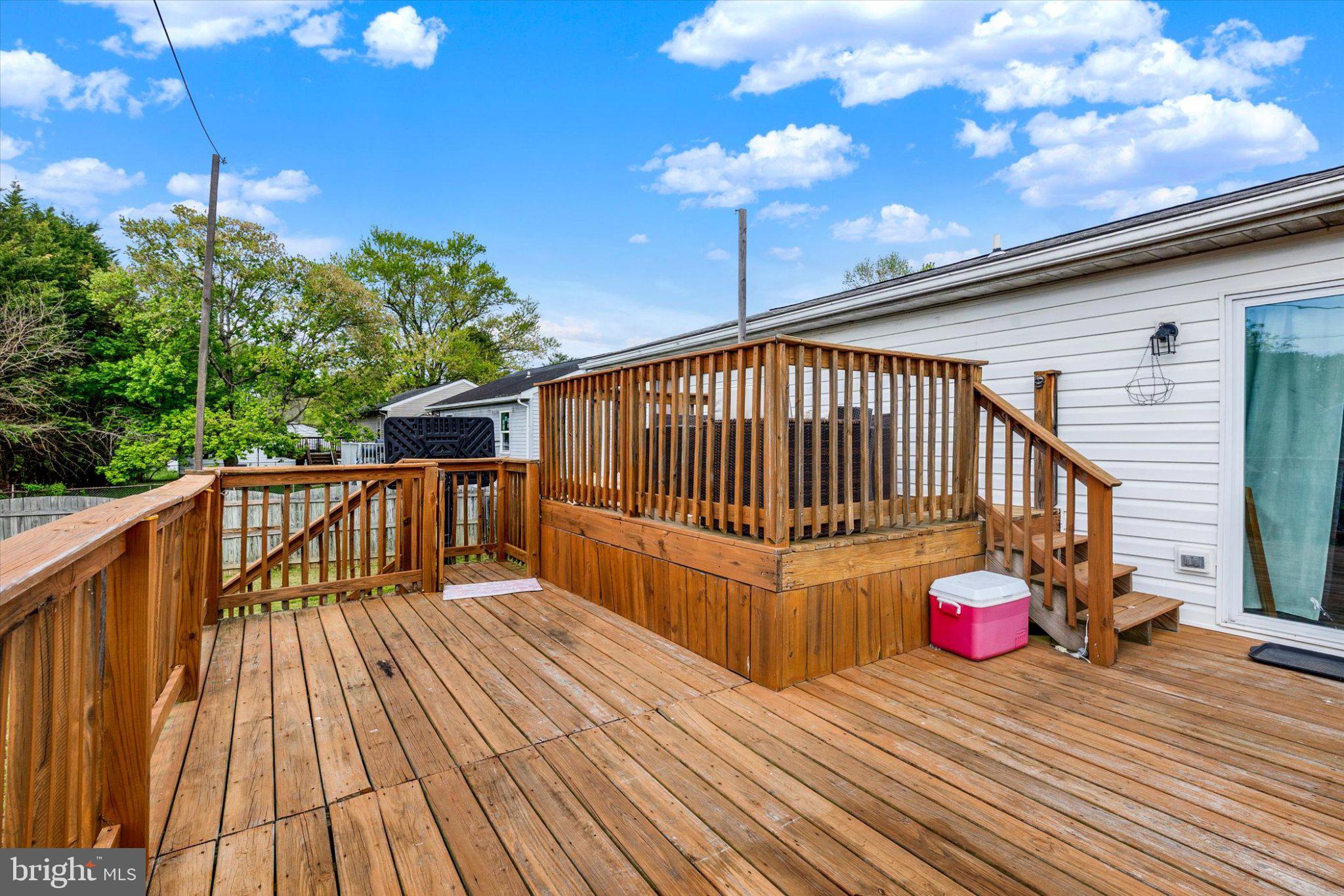 247 Locust Lane Elkton, MD 21921 - Photo 19 of 27 Spacious deck for outdoor gatherings.