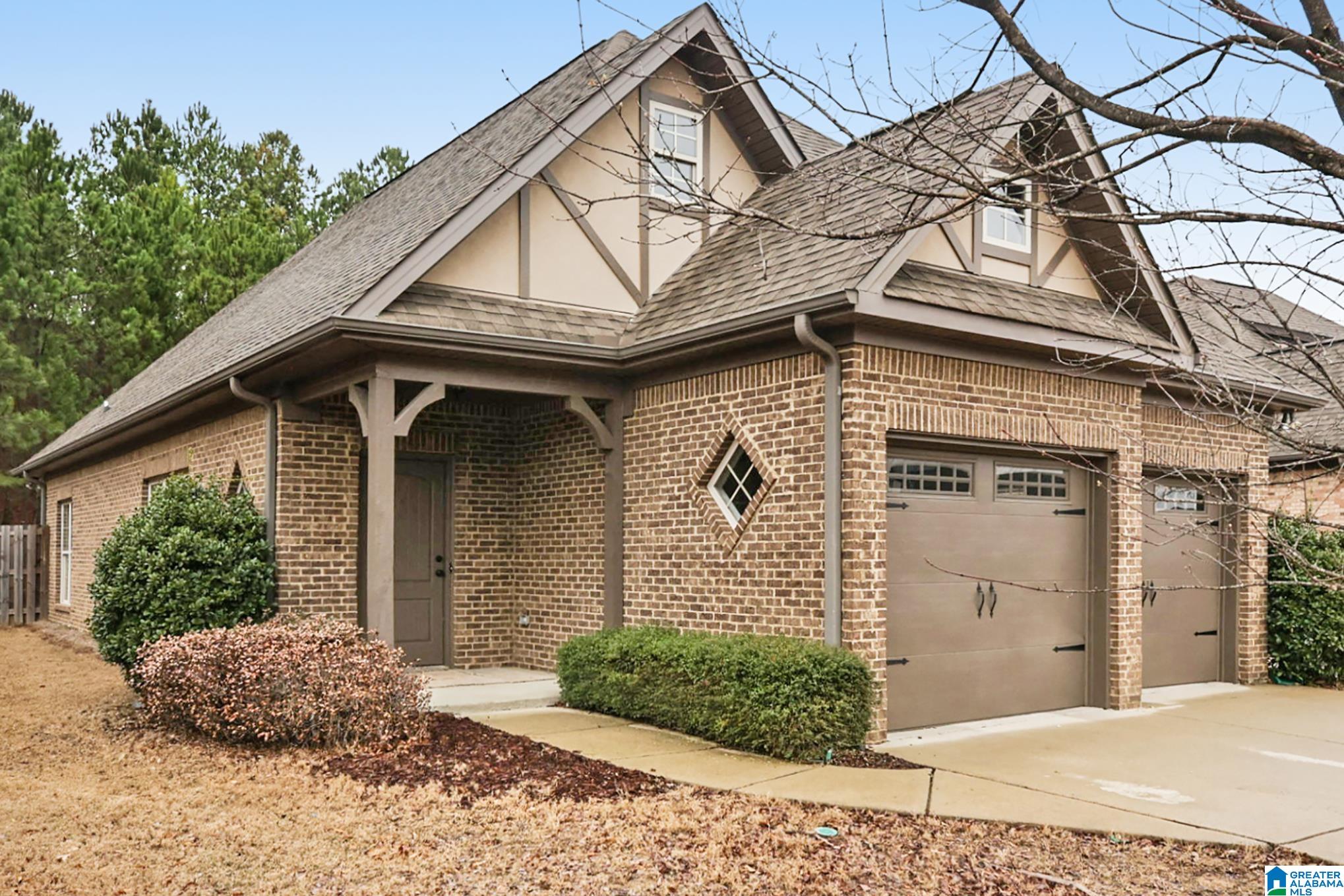 1252 Grants Way Birmingham, AL 35210 - Photo 2 of 24