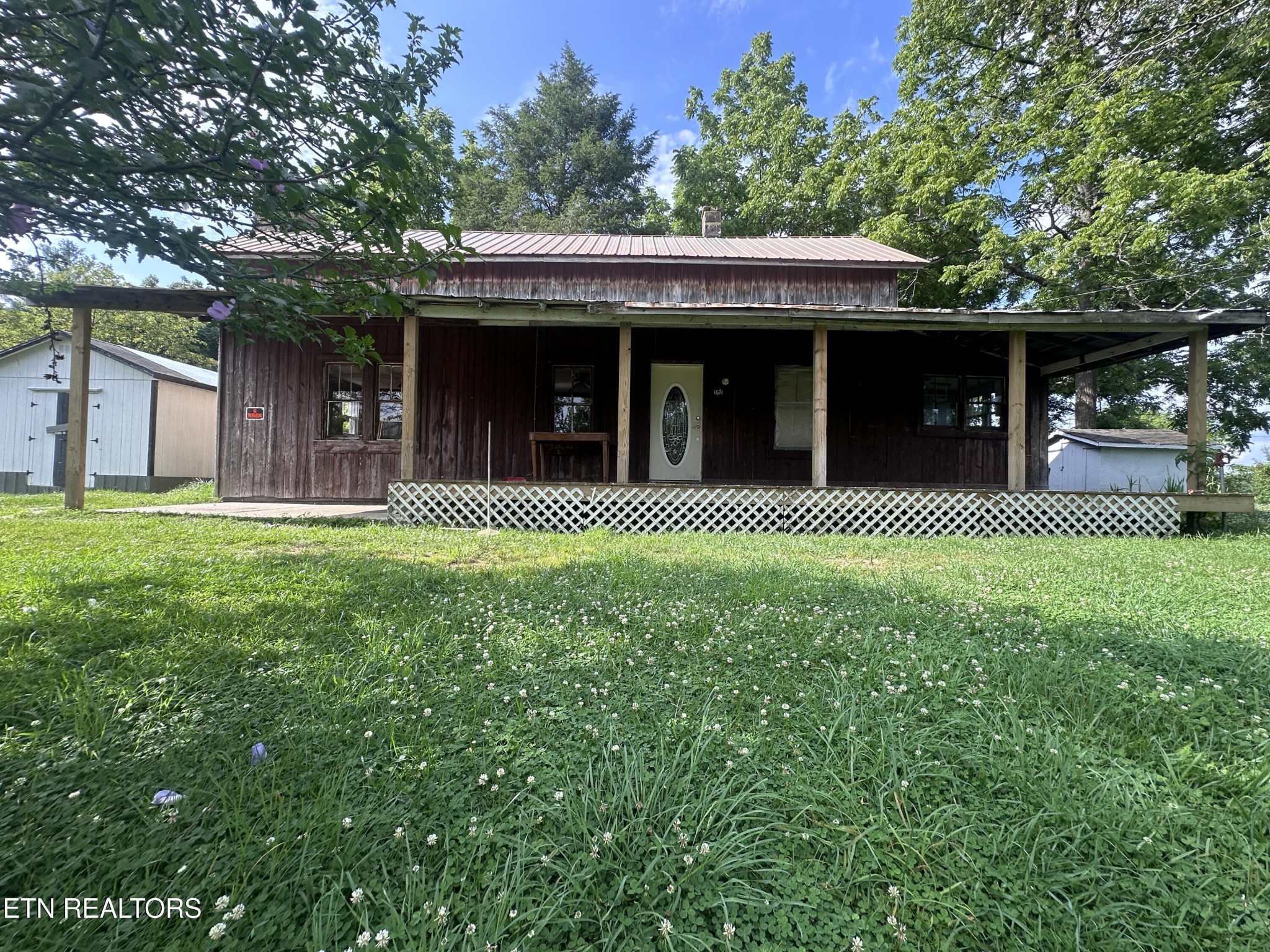 1671 Taylor Place Road Jamestown, TN 38556 - Photo 2 of 35 Gallery Image 2