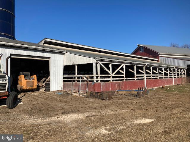 626 Millway Road Lititz, PA 17543 - Photo 3 of 19