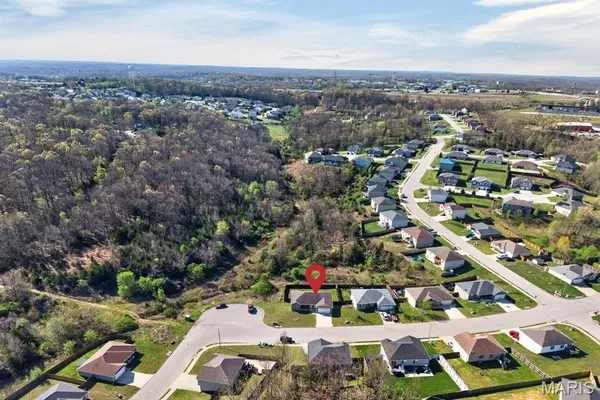 $339,900 | 133 Brush Creek Parkway, St. Robert, MO 65584
