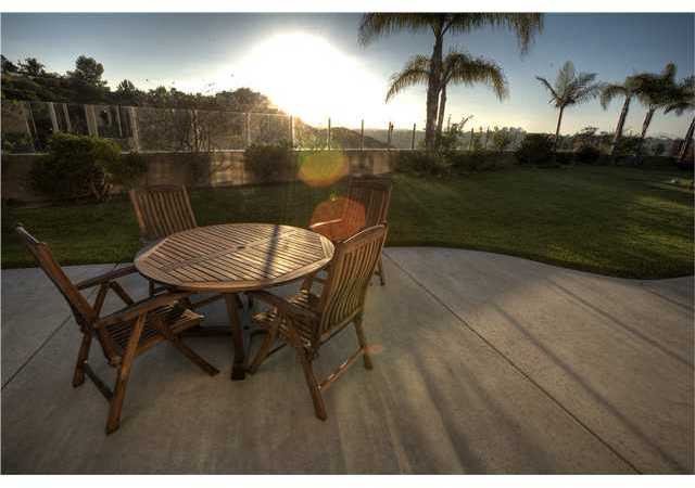 3832 Stoneridge Road Carlsbad, CA 92010 - Photo 14 of 19 Gallery Image 14