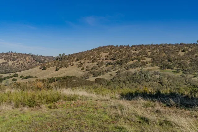 a view of a mountain in the distance