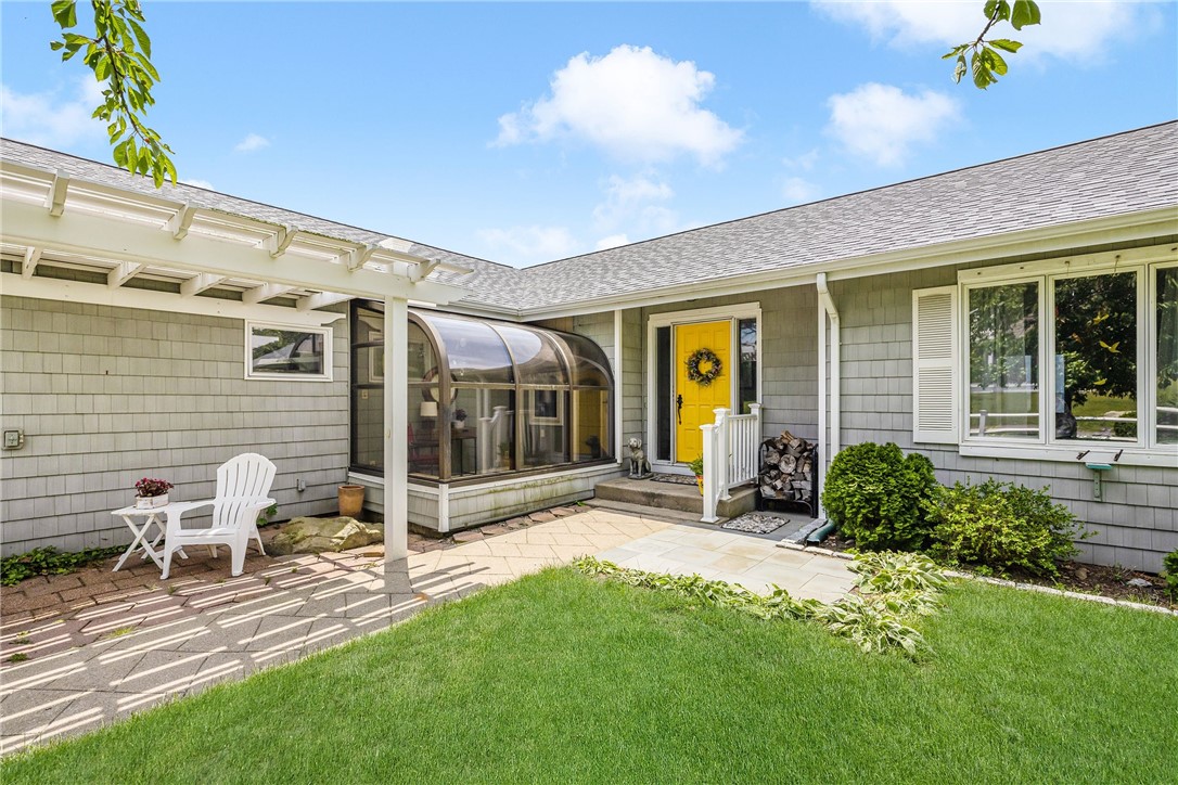 35 Brookwood Road Bristol, RI 02809 - Photo 14 of 48