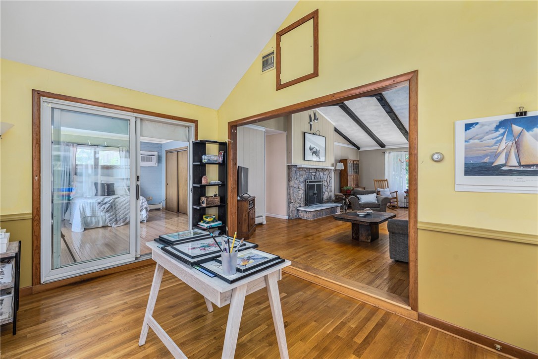 35 Brookwood Road Bristol, RI 02809 - Photo 23 of 48