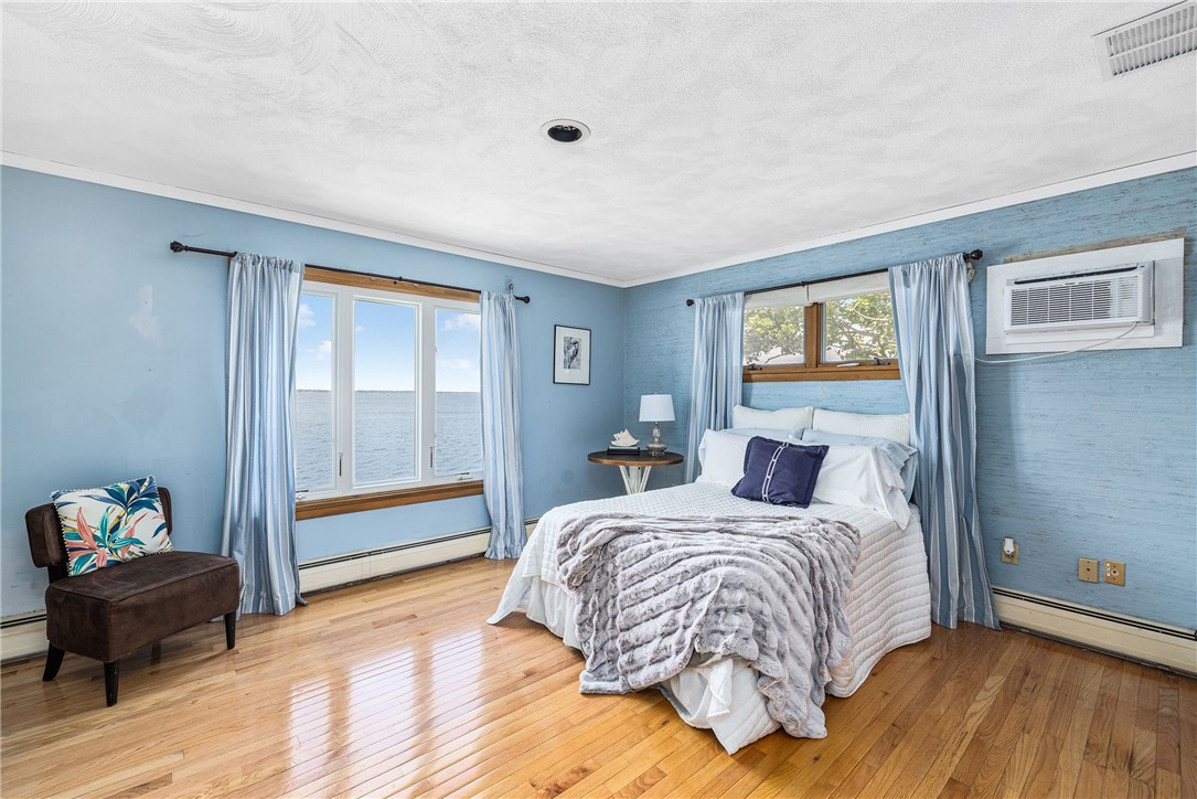 35 Brookwood Road Bristol, RI 02809 - Photo 26 of 48