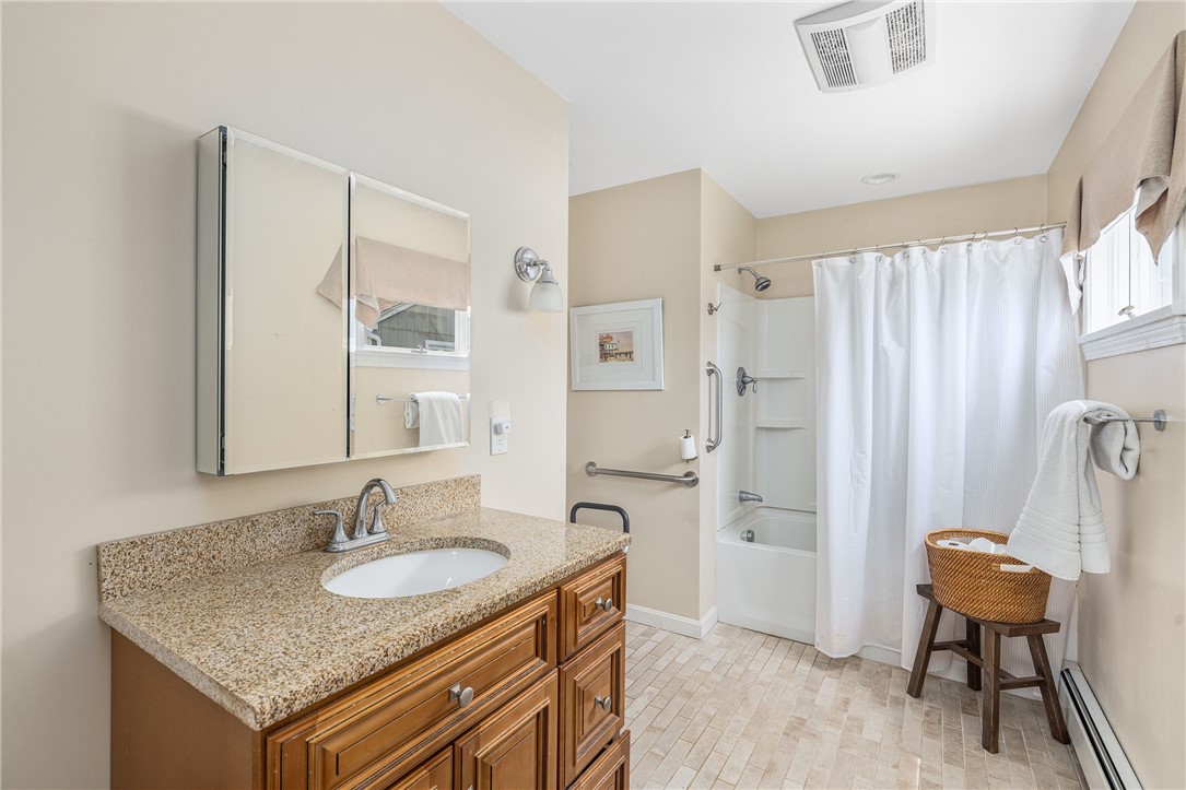 35 Brookwood Road Bristol, RI 02809 - Photo 44 of 48 Primary Bath
