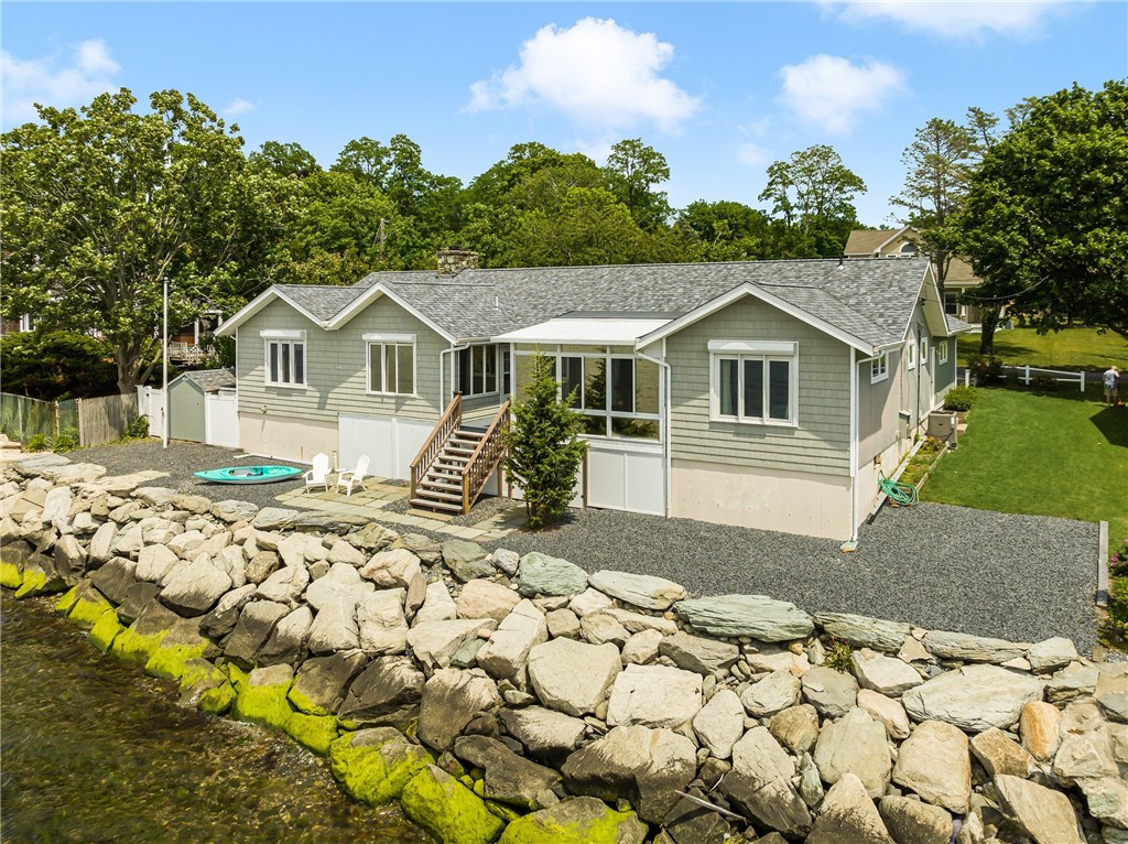35 Brookwood Road Bristol, RI 02809 - Photo 5 of 48