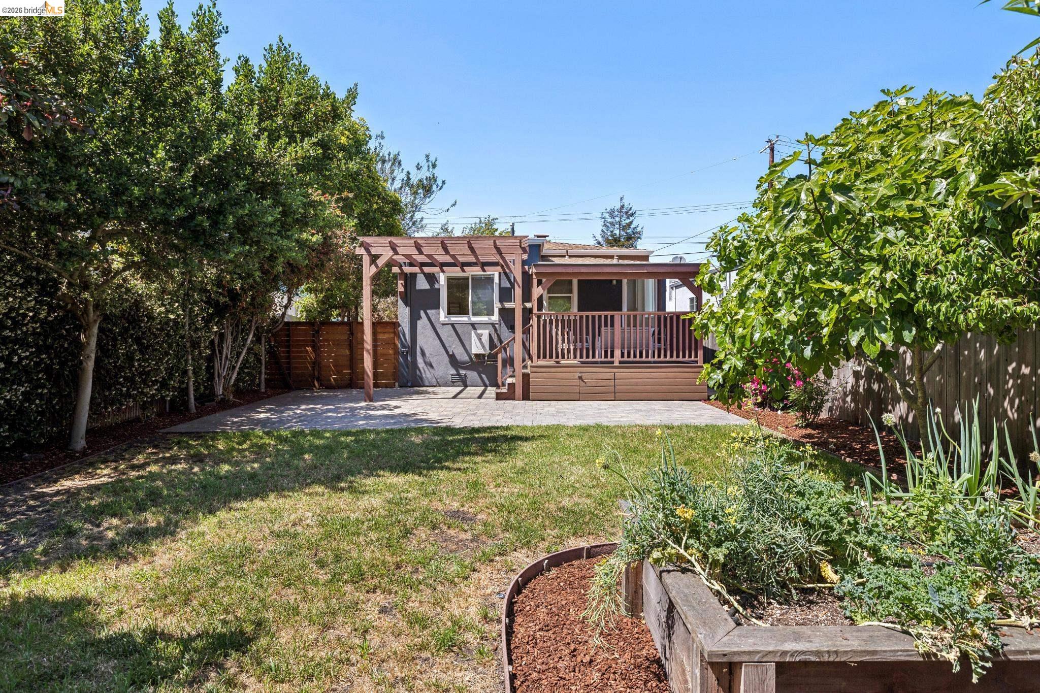 1108 Dwight Way Berkeley, CA 94702 - Photo 41 of 60