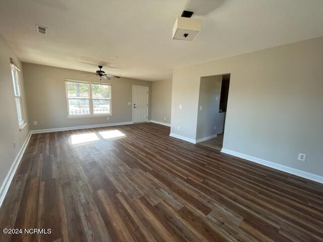 609 Governors Road Wilmington, NC 28411 - Photo 4 of 21 IMG_1551 (1)