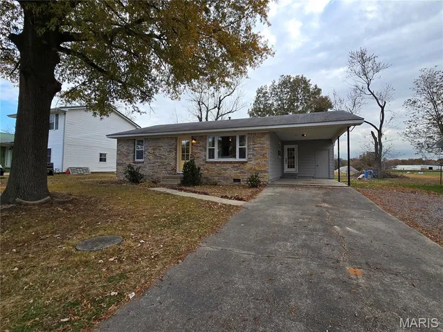 $155,000 | 1003 West St Francis Street, Dexter, MO 63841