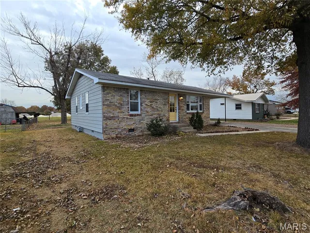 $155,000 | 1003 West St Francis Street, Dexter, MO 63841