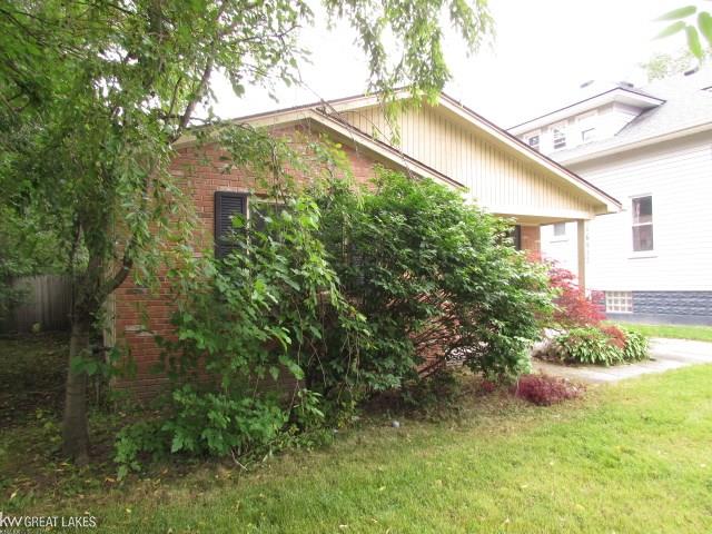 16932 Stephens Eastpointe, MI 48021 - Photo 3 of 16