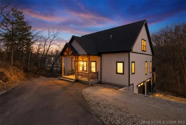 $837,000 | 11 Cardinal Circle, Lake Ozark, MO 65049