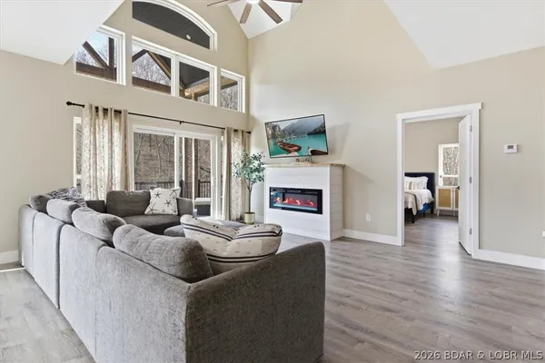 $837,000 | 11 Cardinal Circle, Lake Ozark, MO 65049