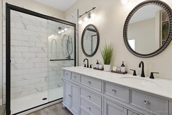 $837,000 | 11 Cardinal Circle, Lake Ozark, MO 65049