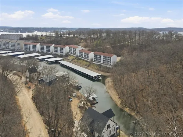 $837,000 | 11 Cardinal Circle, Lake Ozark, MO 65049