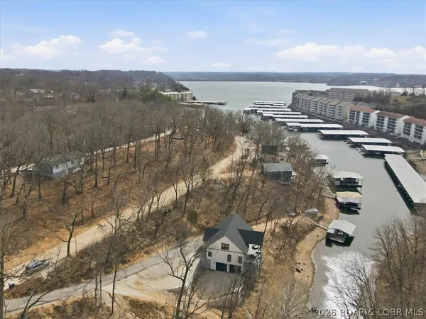 $837,000 | 11 Cardinal Circle, Lake Ozark, MO 65049