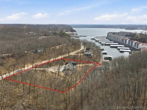 $837,000 | 11 Cardinal Circle, Lake Ozark, MO 65049