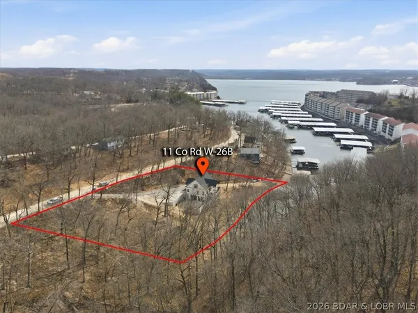 $837,000 | 11 Cardinal Circle, Lake Ozark, MO 65049