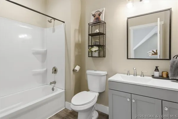 $837,000 | 11 Cardinal Circle, Lake Ozark, MO 65049