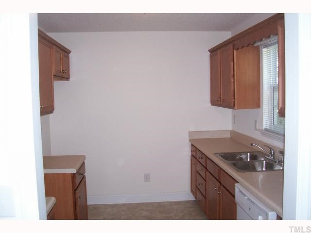 721 Lynn Road Durham, NC 27703 - Photo 4 of 7 Photo 4