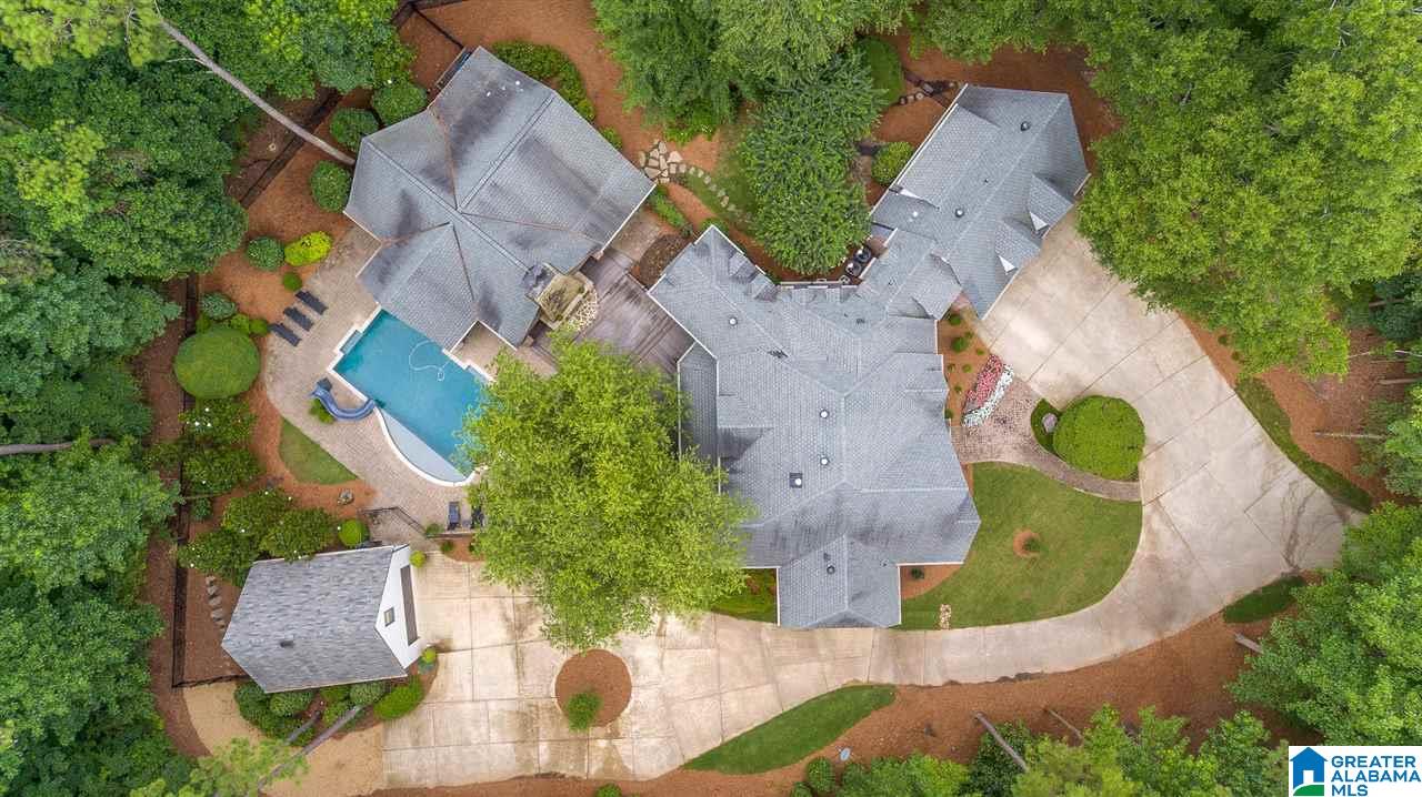 2076 Cahaba Valley Road Pelham, AL 35124 - Photo 2 of 47