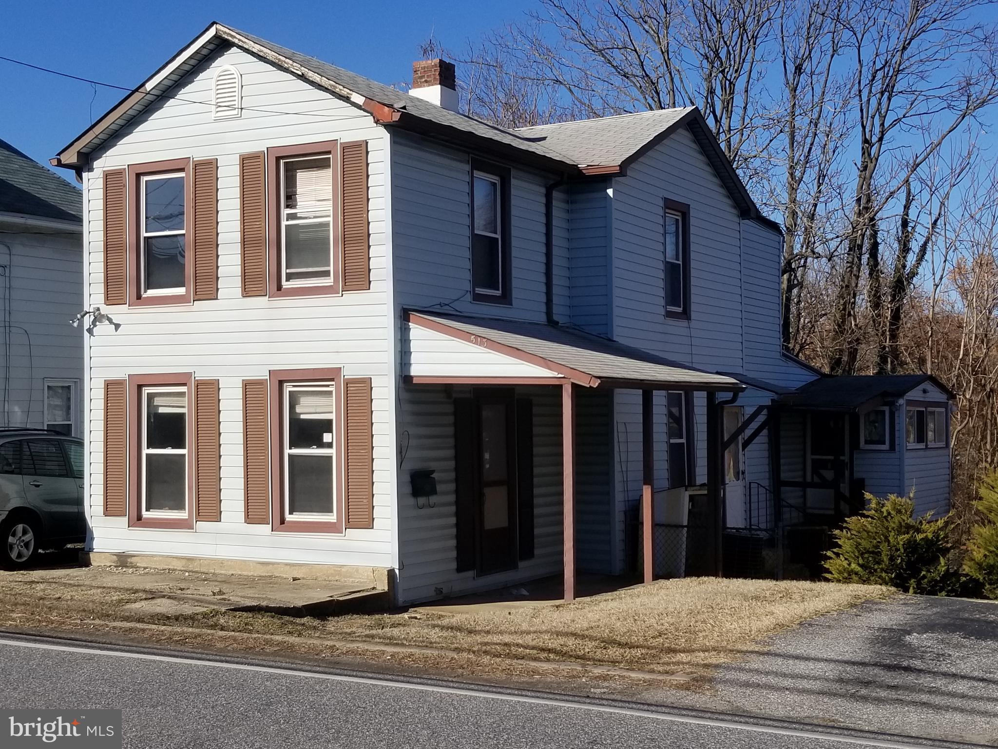 513 North Point Road Baltimore, MD 21224 - Photo 2 of 10 Front