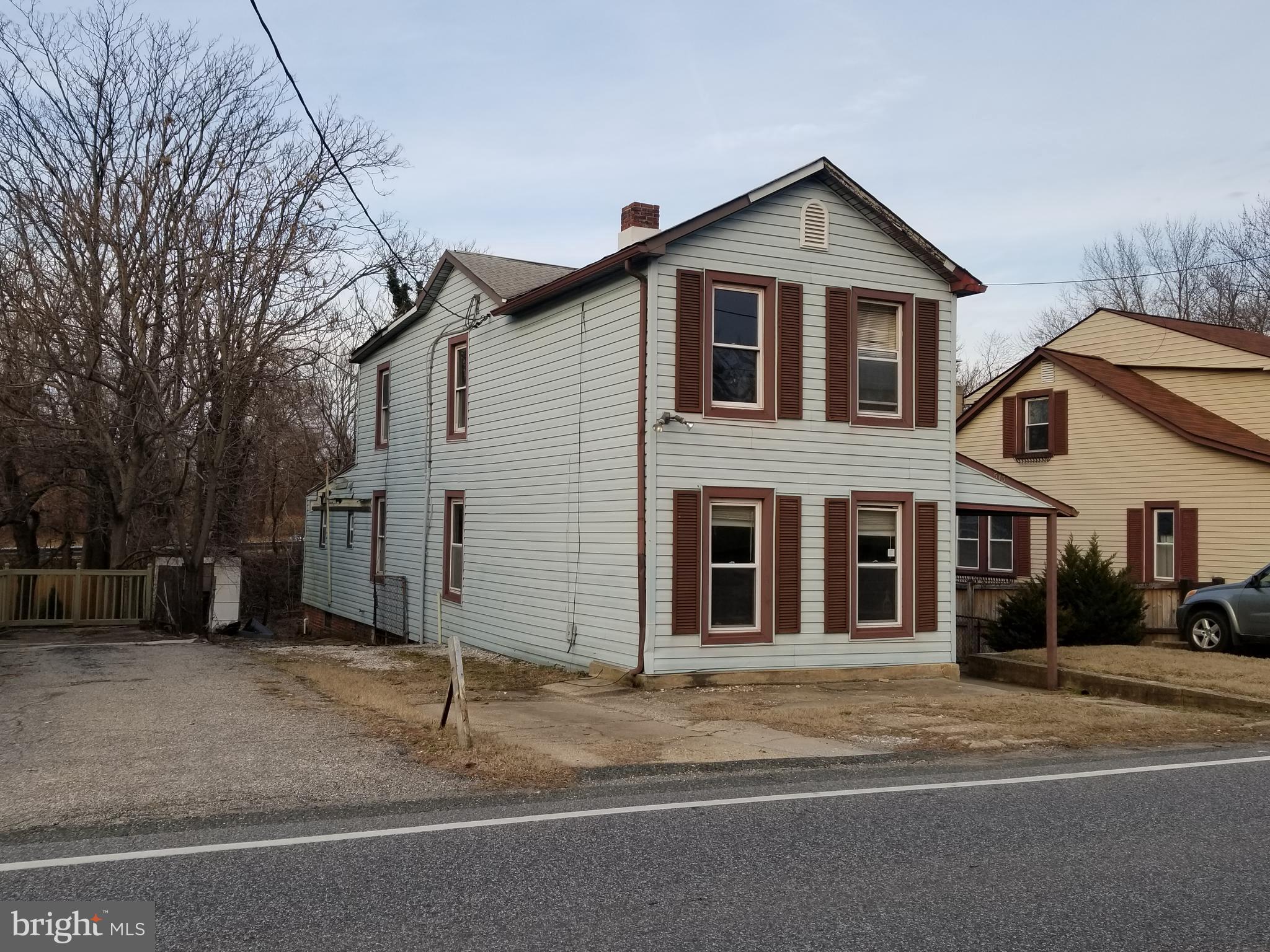 513 North Point Road Baltimore, MD 21224 - Photo 3 of 10 Front